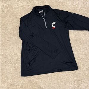 UC Bearcats Under Armour Loose Black Quarter-Zip Pullover with Logo | Heat Gear